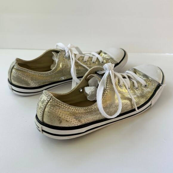 Converse Chuck Taylor All Star Low Top Sneakers in Metallic Gold - Picture 5 of 14